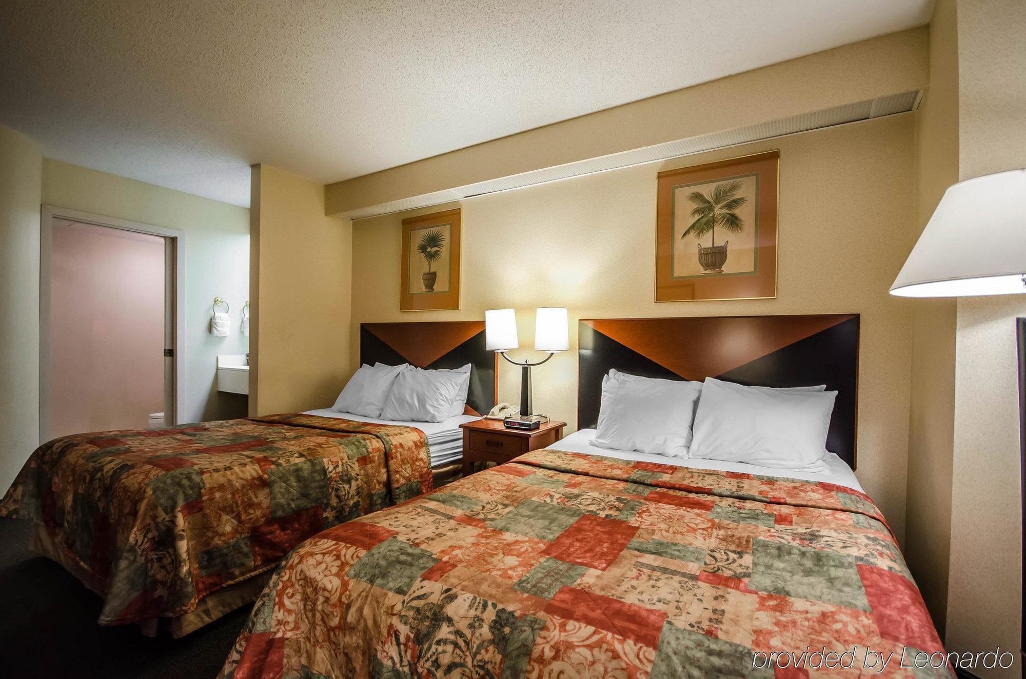 Super 8 By Wyndham Jasper Hotel Exterior photo