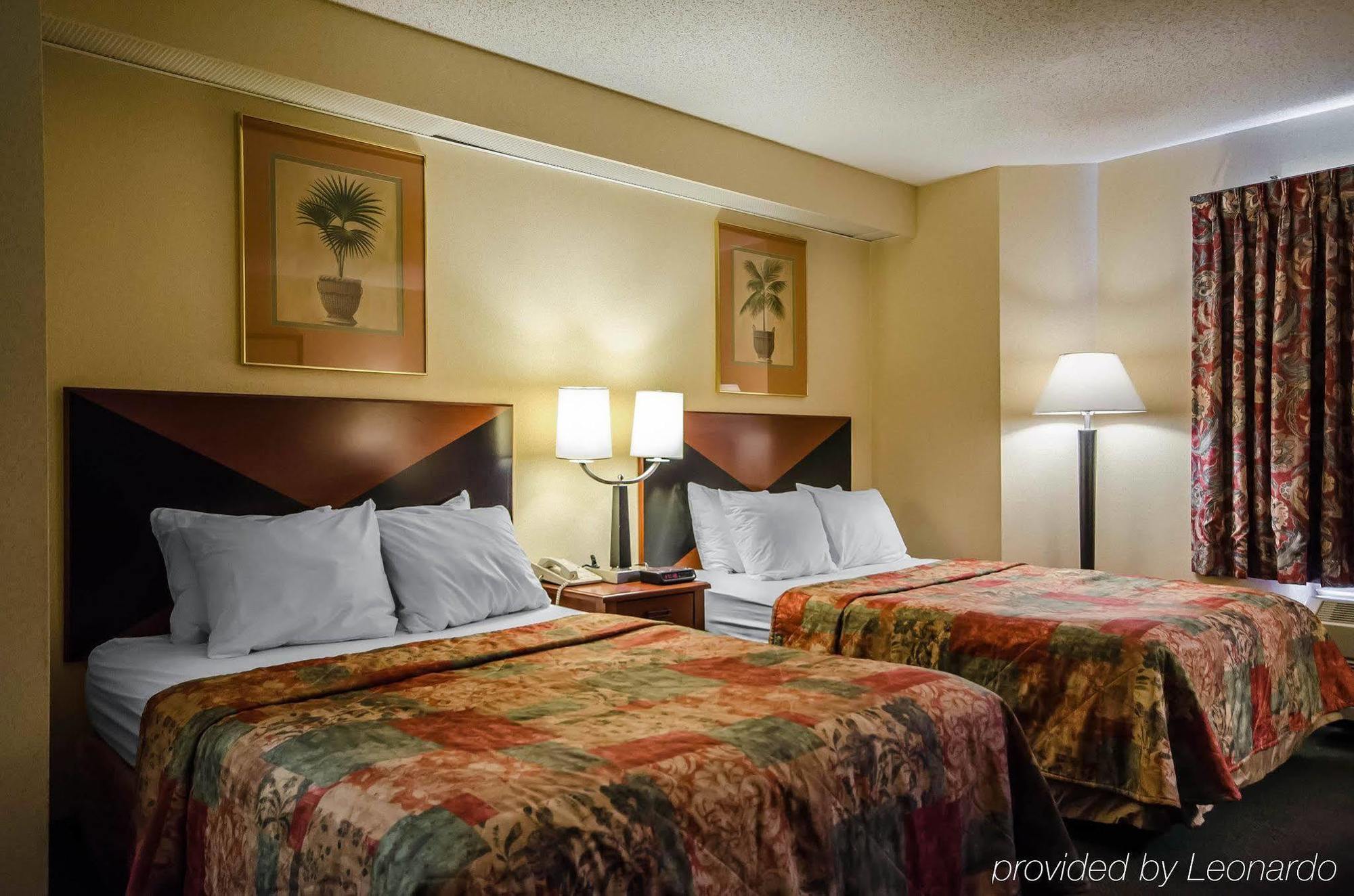 Super 8 By Wyndham Jasper Hotel Exterior photo